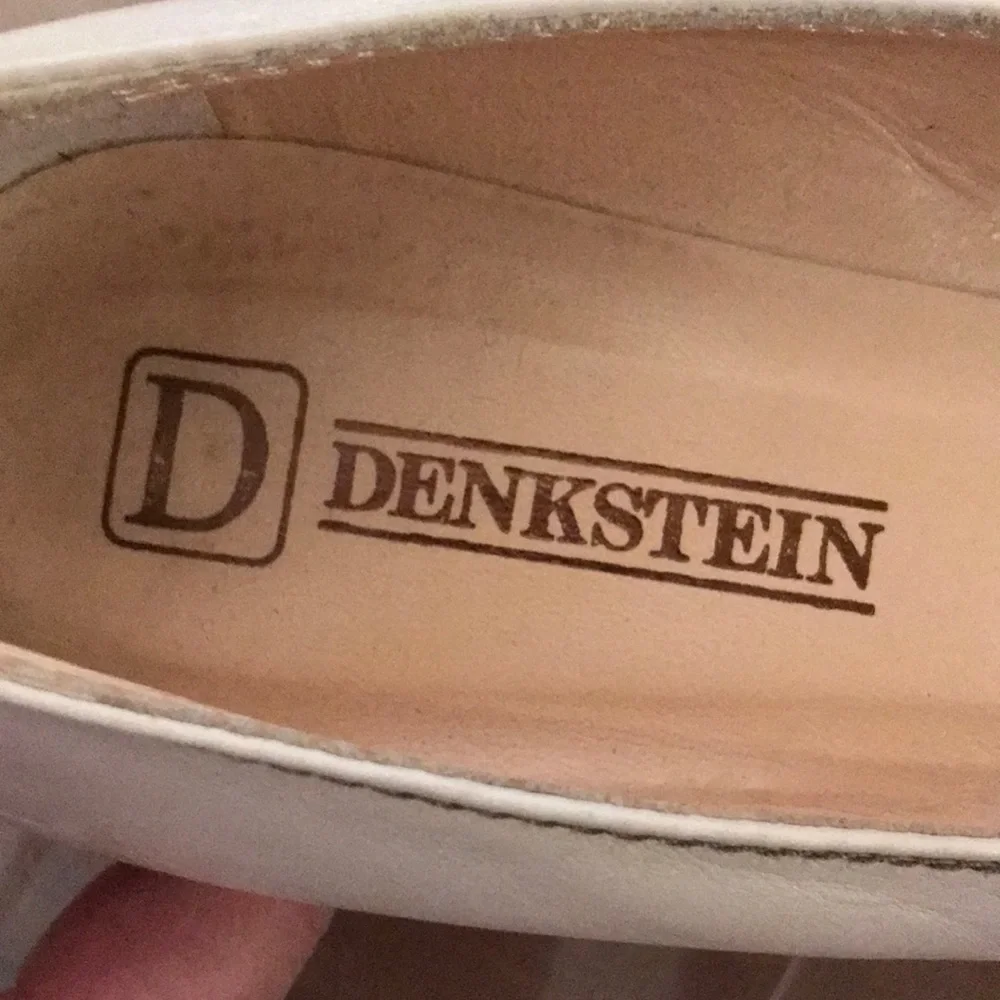 Denkstein premium leather ivory stitched toe stacked wood heels shoes women EUC